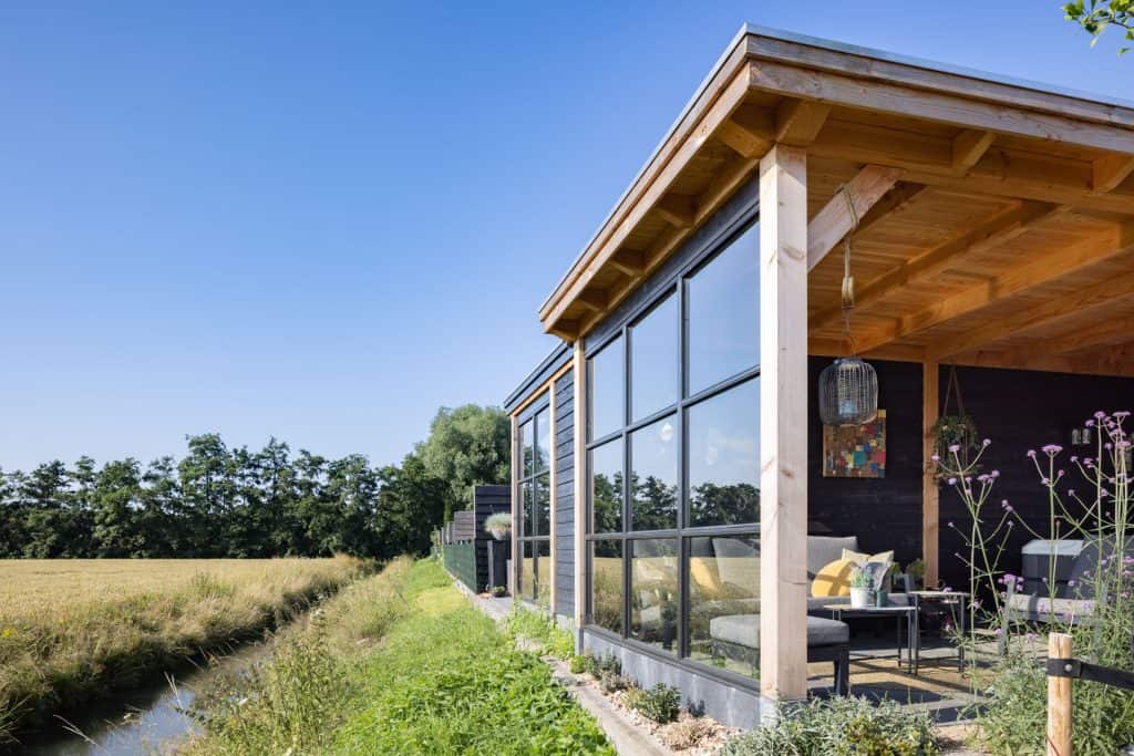 Luxe tuinhuis in elst